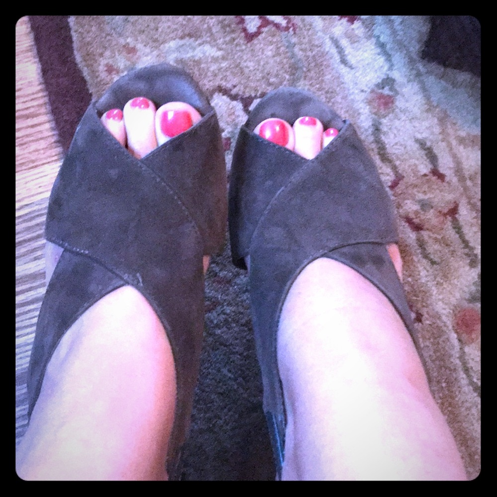 Sexy suede sandals